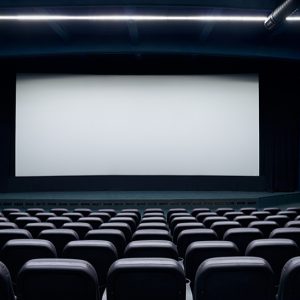 Une salle de cinéma pour regarder un film