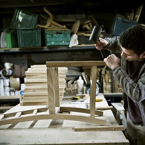 Un fabricant de meuble comme avec cette chaise