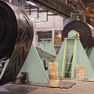 Une fabrication de pneu dans une usine